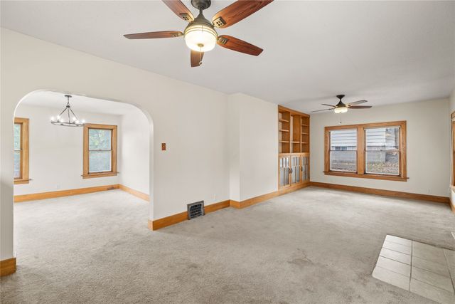 1503 42nd Street, Des Moines, IA 50311