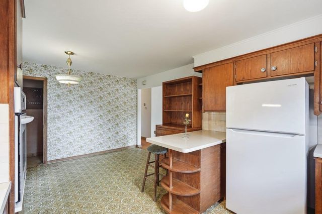 404 Tompkins Drive, Madison, WI 53716