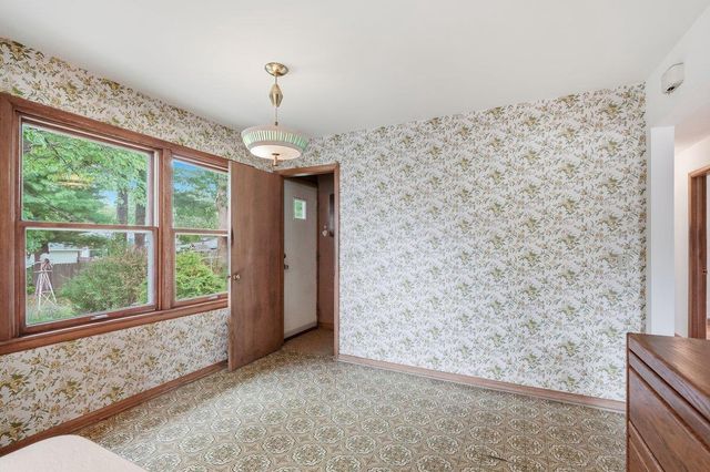 404 Tompkins Drive, Madison, WI 53716