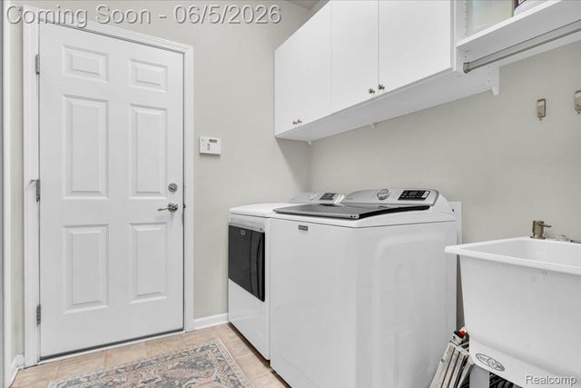 48794 Freestone Drive, Northville Township, MI 48168