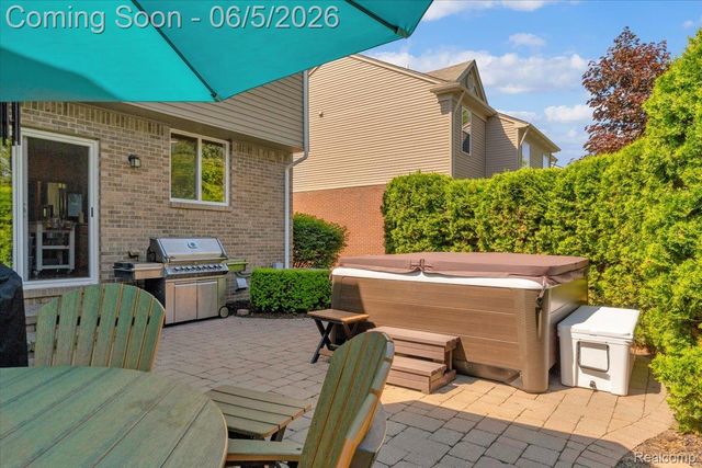 48794 Freestone Drive, Northville Township, MI 48168