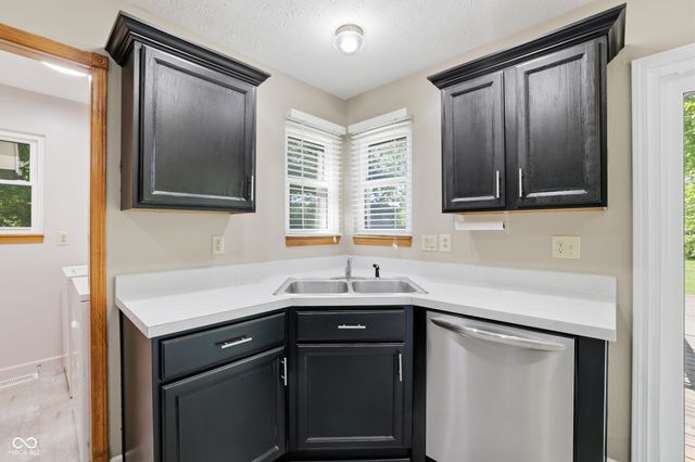 1161 W Willow Run Court, Mooresville, IN 46158