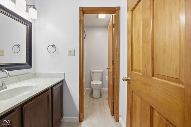 1161 W Willow Run Court, Mooresville, IN 46158