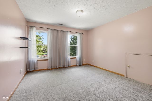 1161 W Willow Run Court, Mooresville, IN 46158