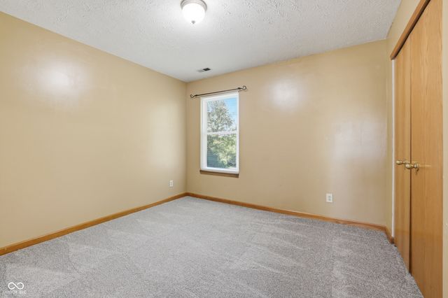 1161 W Willow Run Court, Mooresville, IN 46158