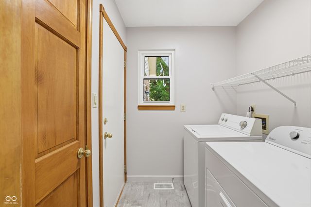 1161 W Willow Run Court, Mooresville, IN 46158