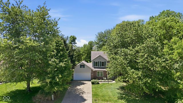 1161 W Willow Run Court, Mooresville, IN 46158