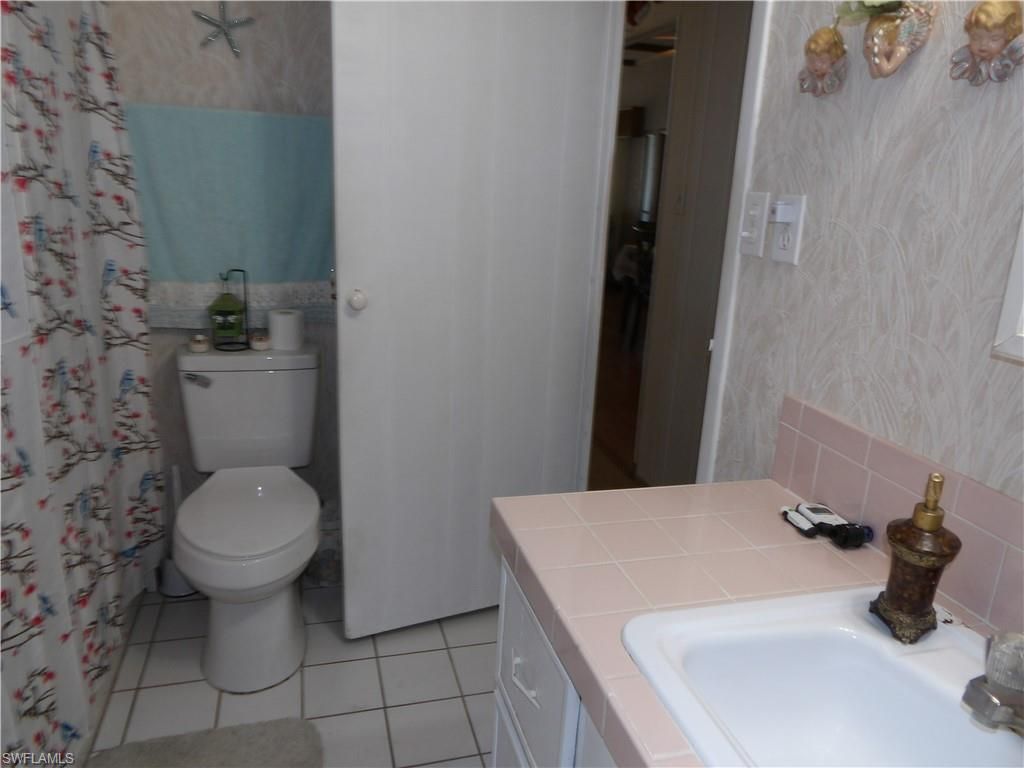 123 Flame LN, NORTH FORT MYERS, FL 33917 — photo 5