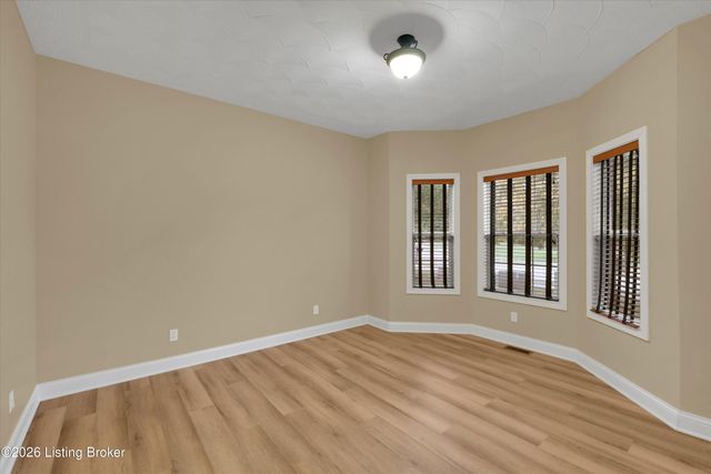 500 Concord Grape Way, Vine Grove, KY 40175