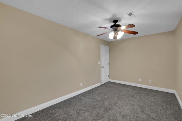500 Concord Grape Way, Vine Grove, KY 40175