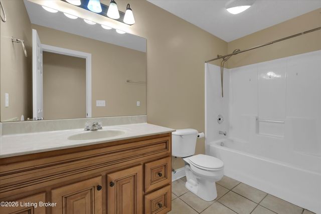 500 Concord Grape Way, Vine Grove, KY 40175