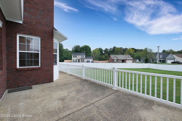 500 Concord Grape Way, Vine Grove, KY 40175