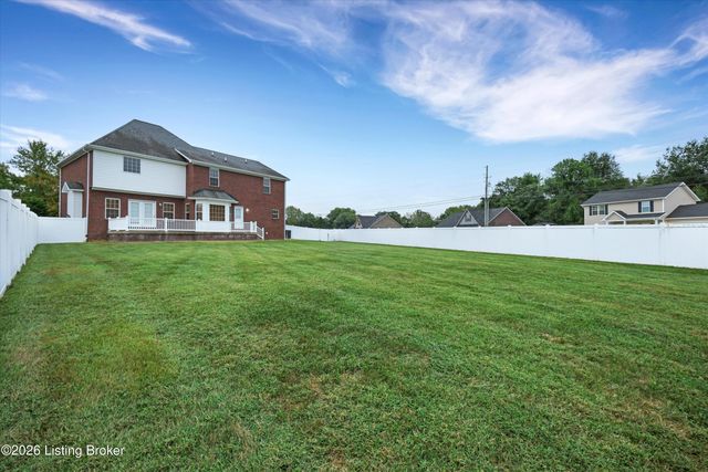 500 Concord Grape Way, Vine Grove, KY 40175