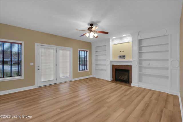 500 Concord Grape Way, Vine Grove, KY 40175