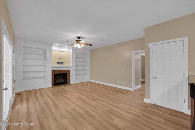 500 Concord Grape Way, Vine Grove, KY 40175