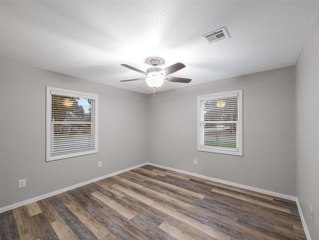 1200 Walker Drive, Hurst, TX 76053