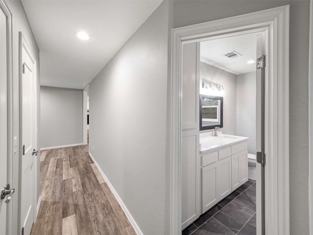 1200 Walker Drive, Hurst, TX 76053