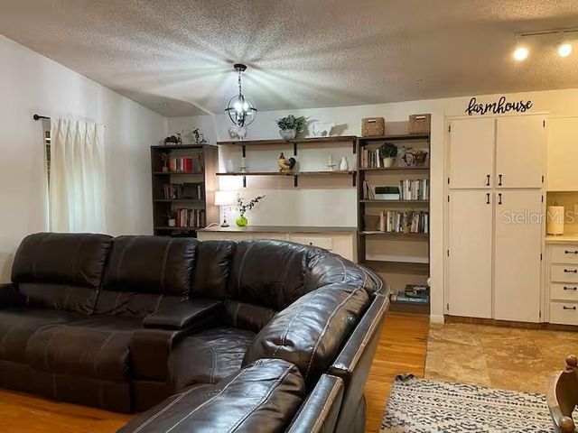 2107 GROVE VALLEY, Palm Harbor, FL 34683