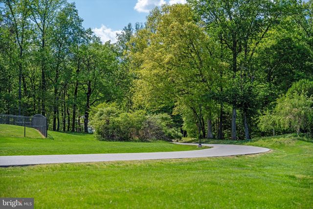 12908 WINDBROOK DR, Clinton, MD 20735