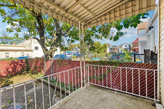 194 Lewis Street, Perth Amboy, NJ 08862