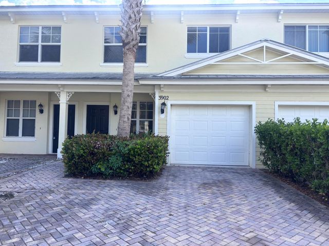 3902 Sabal Way, Fort Pierce, FL 34981
