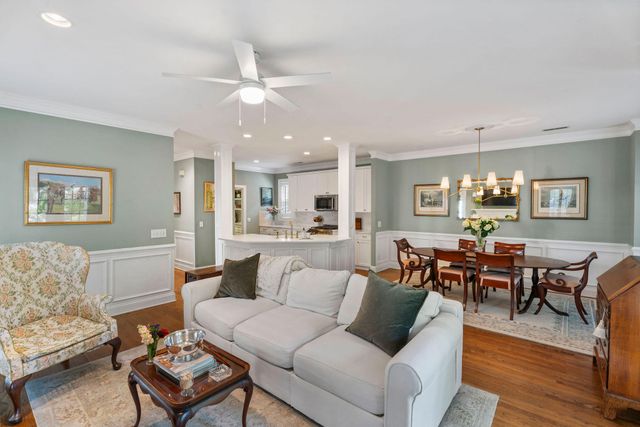 1093 Mathis Ferry Road, Mount Pleasant, SC 29464