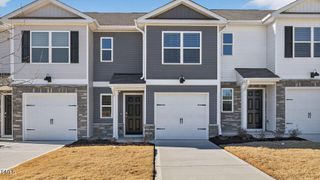 41 Rusling Leaf Drive, Fuquay Varina, NC 27526