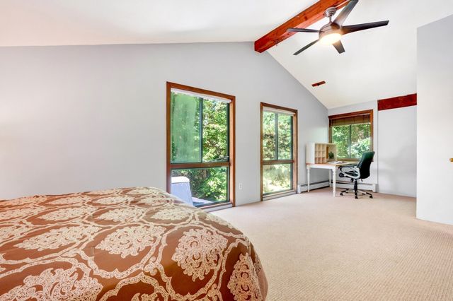 26 Old Stagecoach Rd, Bedford, MA 01730