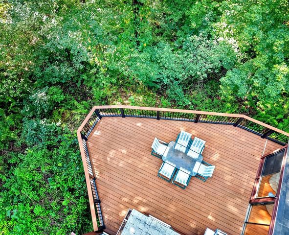26 Old Stagecoach Rd, Bedford, MA 01730