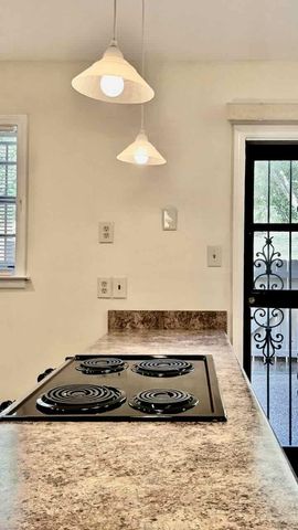 5718 Quince Rd Apt 10, Memphis, TN 38119