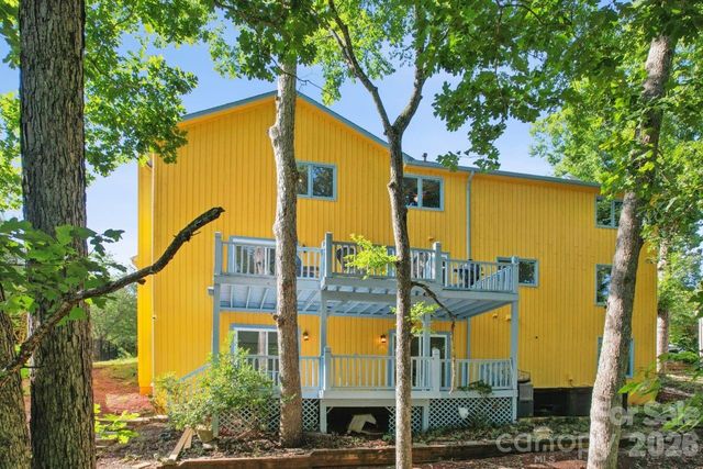 26049 Neptunes Landing, Tega Cay, SC 29708