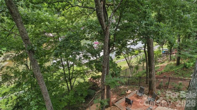 26049 Neptunes Landing, Tega Cay, SC 29708