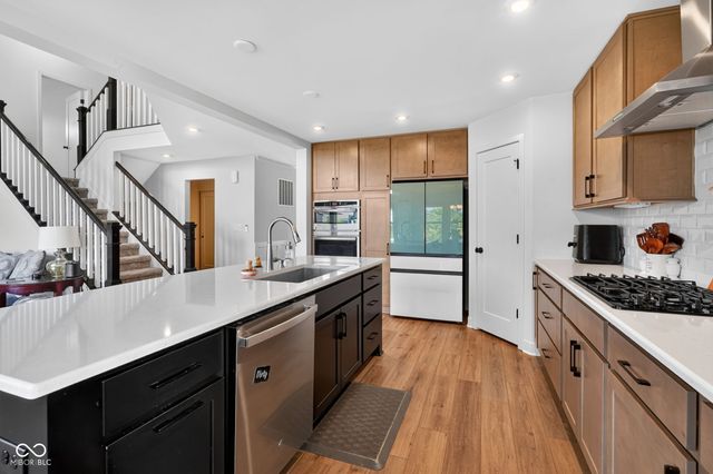 19967 Chatham Green Drive, Westfield, IN 46074