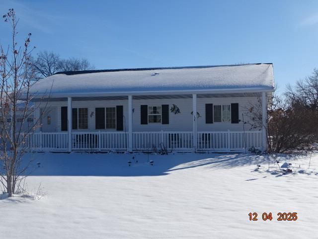 2739 W White Tail Lane, Montello, WI 53949