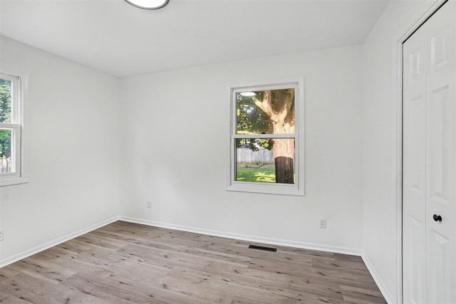 5800 Newhaven Drive, Portage, MI 49024