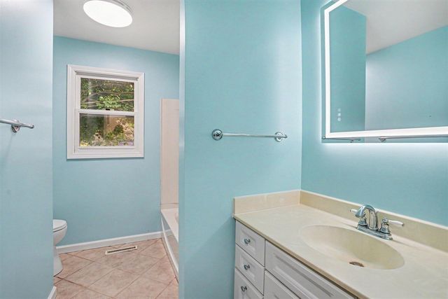 5800 Newhaven Drive, Portage, MI 49024