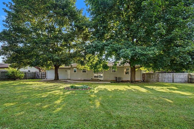 5800 Newhaven Drive, Portage, MI 49024