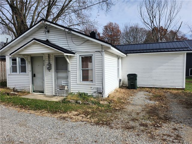 425-427 W Main Street, Dalton, OH 44618