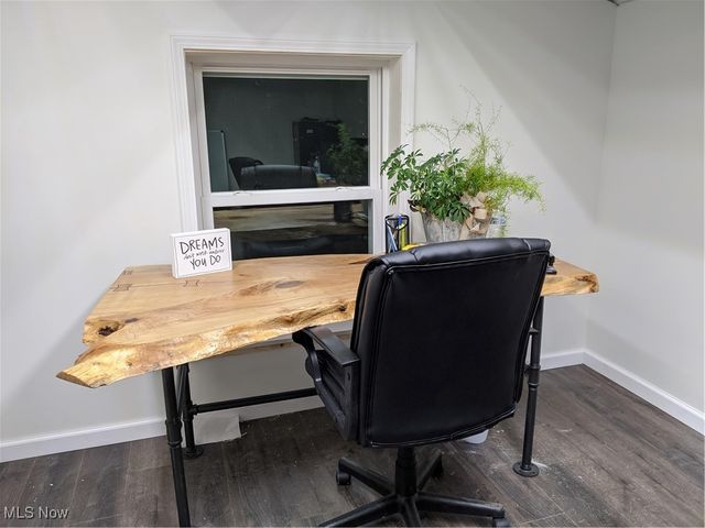 425-427 W Main Street, Dalton, OH 44618