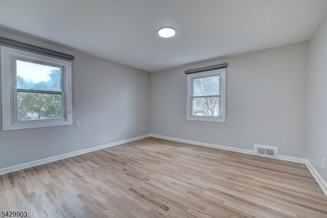 9 Park Dr, Livingston Twp., NJ 07039