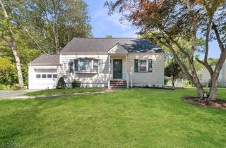 9 Park Dr, Livingston Twp., NJ 07039