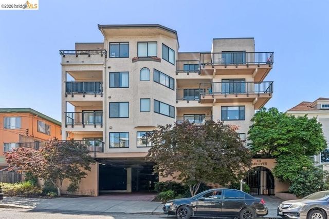 322 Hanover Ave 212, Oakland, CA 94606