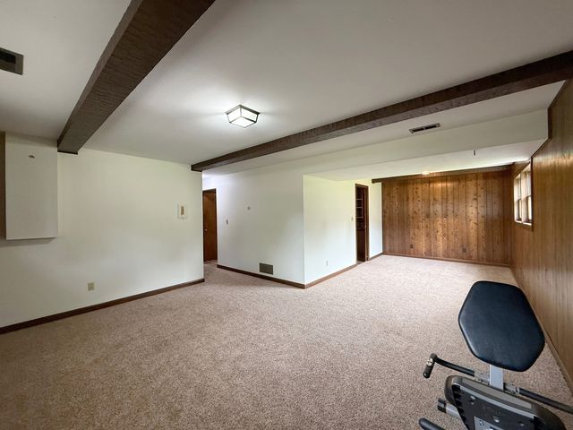 2957 10th Street, East Moline, IL 61244