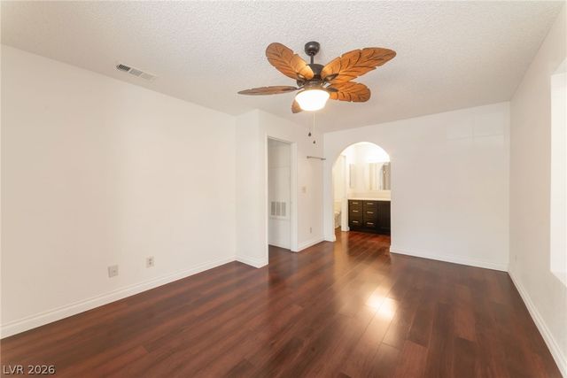 2200 South Fort Apache Road 1044, Las Vegas, NV 89117