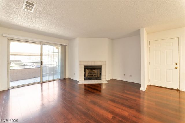 2200 South Fort Apache Road 1044, Las Vegas, NV 89117