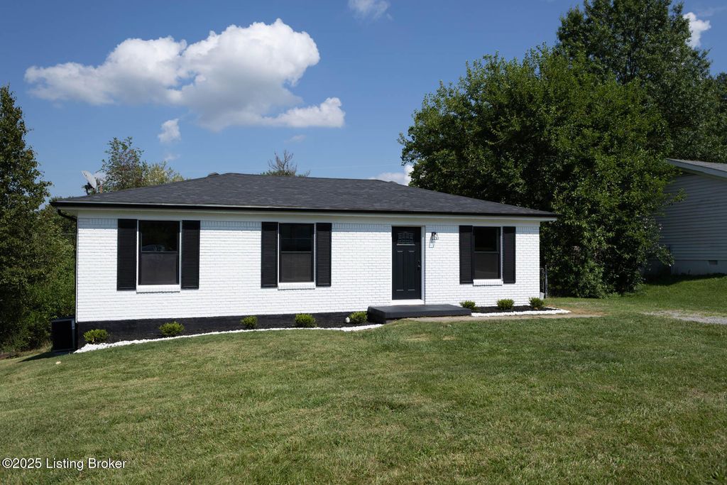 71 Zelkova Dr, Shelbyville, KY 40065