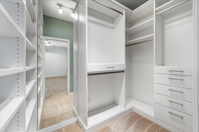 1009 Highknoll LN, Georgetown, TX 78628