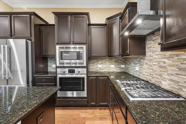 1009 Highknoll LN, Georgetown, TX 78628