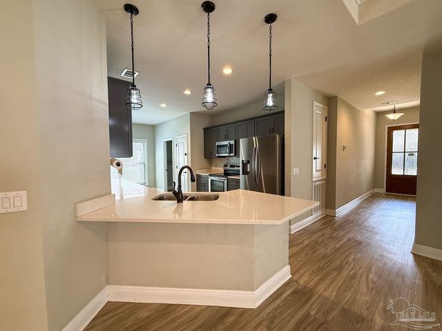 3916 Fielding Ct, Pace, FL 32571