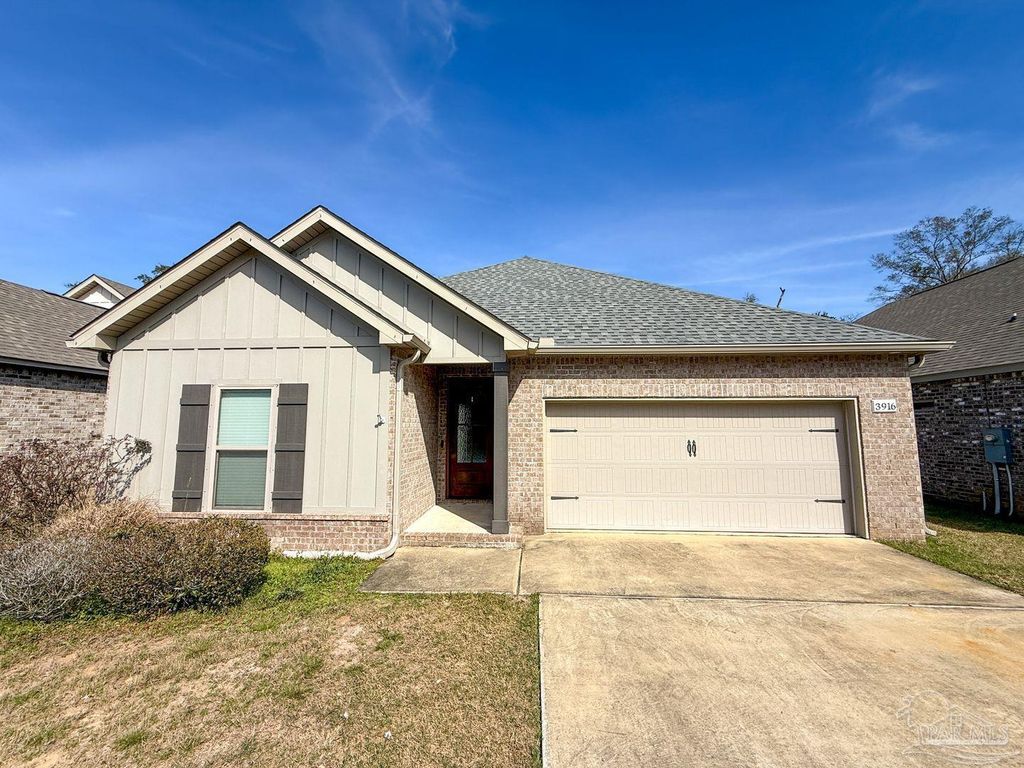 3916 Fielding Ct, Pace, FL 32571